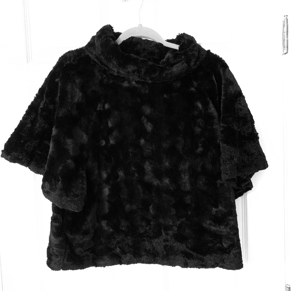 Fur top